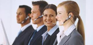 Important Considerations When Deciding to Outsource to a Call Center - Featured Image