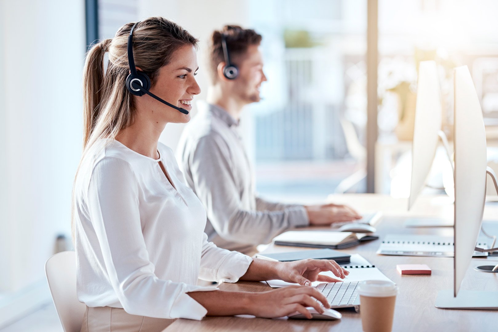 Live Chat Call Center Service